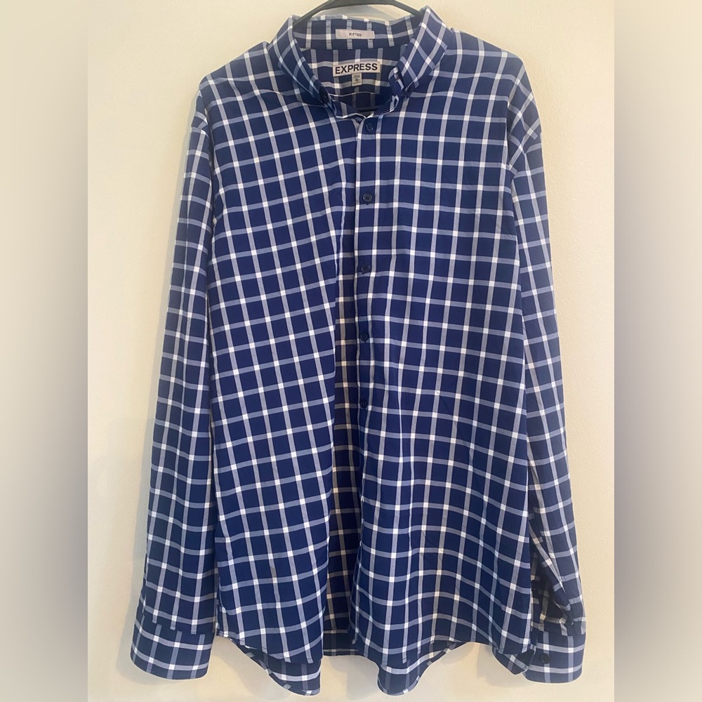 Men’s express blue XL fitted plaid button down dress shirt